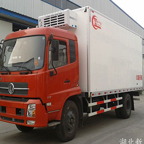 東風(fēng)天錦7.8噸冷藏車