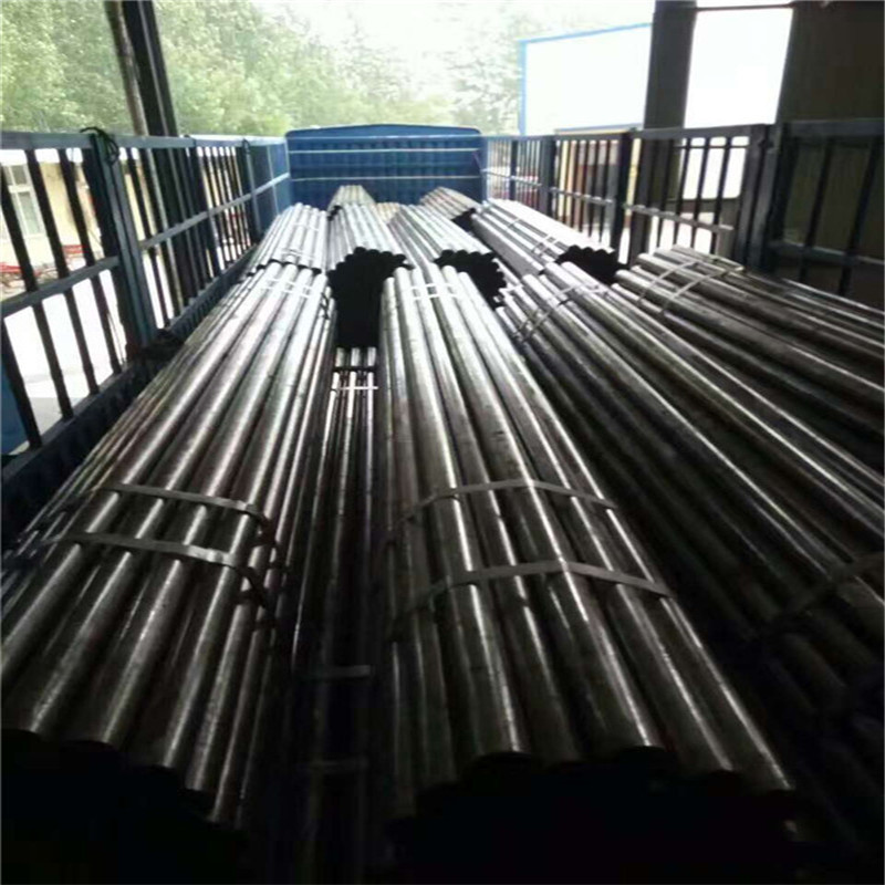 聊城精密鋼管廠現(xiàn)貨供應(yīng)秦皇島精密管，非標(biāo)型號(hào)可加工定做