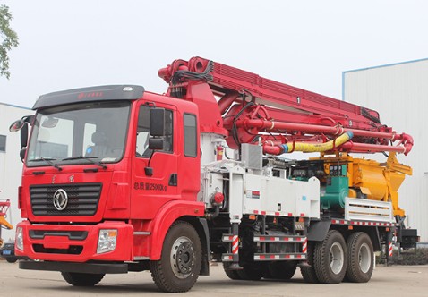 混凝土攪拌車載泵車，天拓重工移動式攪拌輸送一體機(jī)各地級市經(jīng)銷商