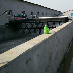 翻耙機(jī) 刮糞機(jī) 翻耙機(jī)