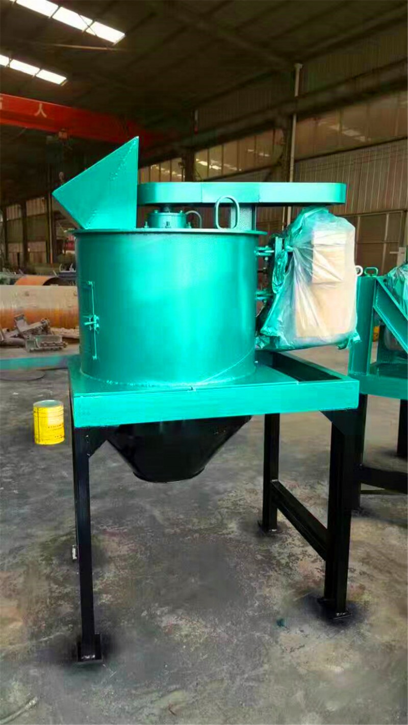 大量供應(yīng)各種立式粉碎機(jī)