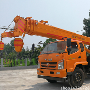 濟(jì)寧小吊車 國(guó)五唐駿698 唐駿898汽車吊車 國(guó)五12噸徐工臂 汽車吊