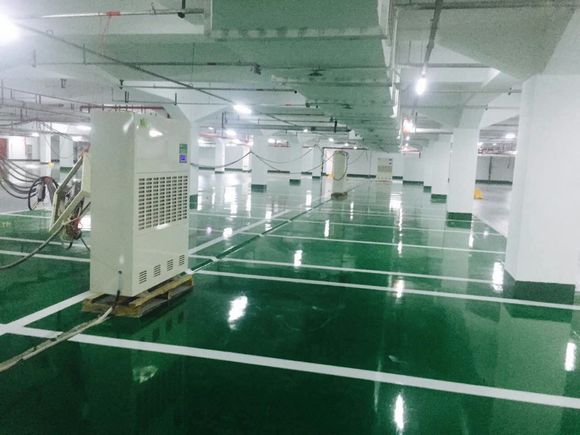 仙桃地下室潮濕怎么辦？地下車(chē)庫(kù)專(zhuān)用除濕機(jī)