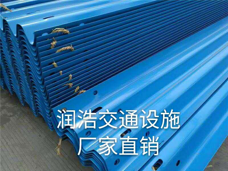 湖北護(hù)欄板廠家：高速波形護(hù)欄板防撞等級詳細(xì)介紹