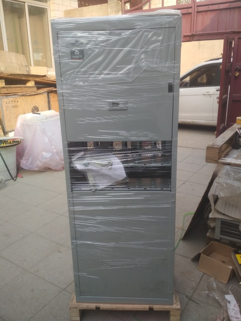 艾默生高頻開關(guān)電源ps48600室內(nèi)電源機(jī)柜