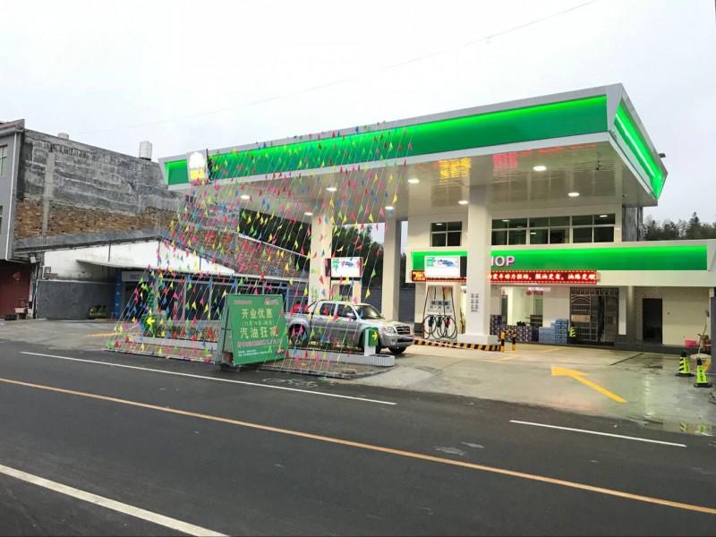 穩(wěn)定，快速，自動化，凱旋門加油站電腦洗車機落戶新建加油站！
