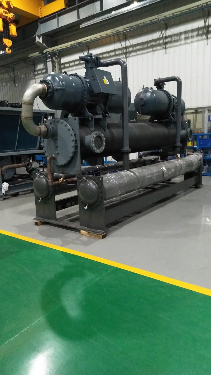 四川廠家直銷水冷螺桿式冷水機(jī) 超低溫冷水機(jī)價(jià)格