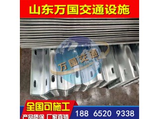高速公路波形護欄板 鄉(xiāng)村隔離護欄 波形梁鋼護欄板