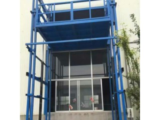 導(dǎo)軌式升降機(jī)，全自行升降機(jī)，曲臂式升降機(jī)，導(dǎo)軌式升降機(jī)廠家直銷