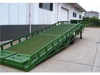 登車橋，全自行升降機(jī)，曲臂式升降機(jī)，導(dǎo)軌式升降機(jī)廠家直銷
