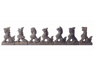龍、鳳、獅子、天馬、海馬、押魚、狗
