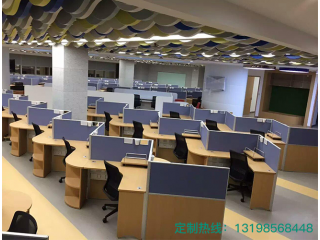 職員位-現(xiàn)代屏風隔斷定制 免費設計出圖 咨詢出廠價