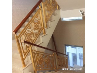 組裝別墅鋁藝樓梯 鋁雕刻護(hù)欄上門安裝