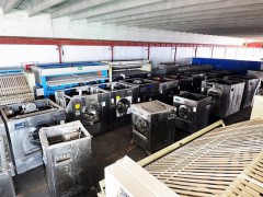 德陽(yáng)二手50公斤海獅鴻爾水洗機(jī)二手直燃烘干機(jī)三輥燙平機(jī)