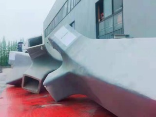 襄陽奧體中心體育館膜結(jié)構(gòu)跨度應用鑄鋼件