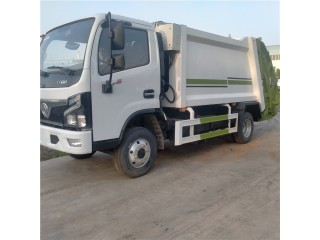 山東壓縮式垃圾車生產(chǎn)廠家報(bào)價(jià)小型后壓縮垃圾車優(yōu)惠價(jià)格
